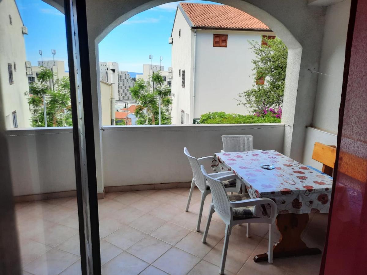 Apartmani R&B Radalj ماكارسكا المظهر الخارجي الصورة