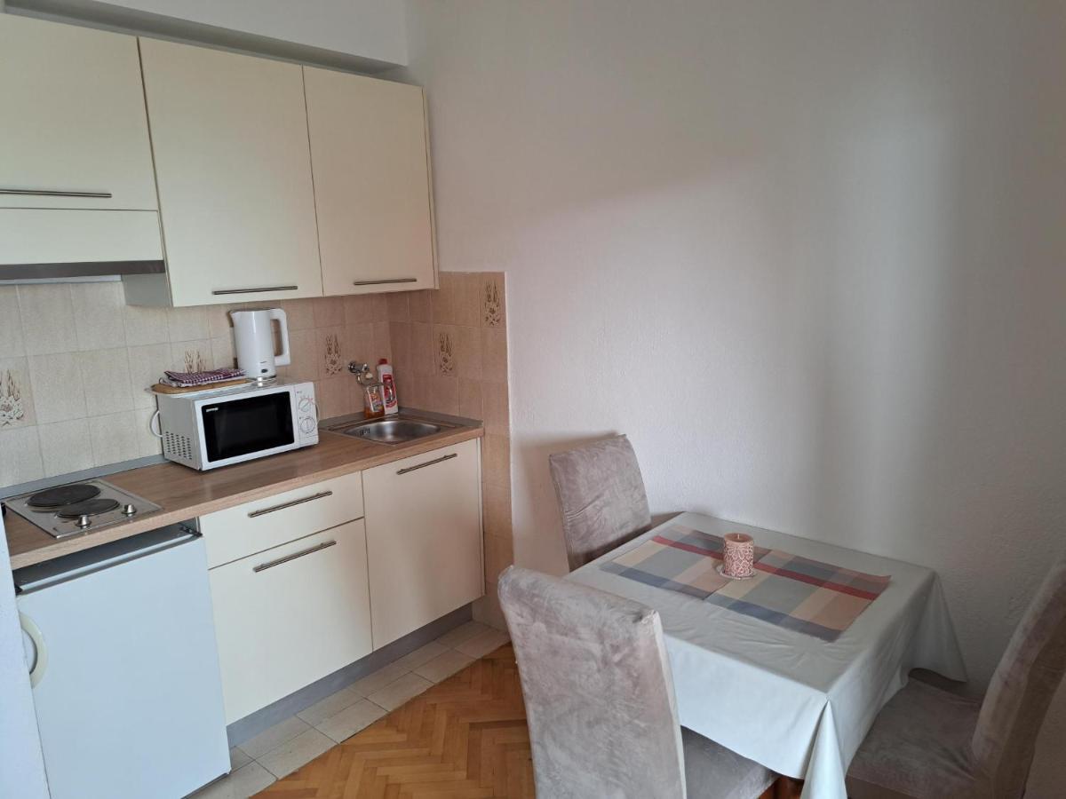 Apartmani R&B Radalj ماكارسكا المظهر الخارجي الصورة