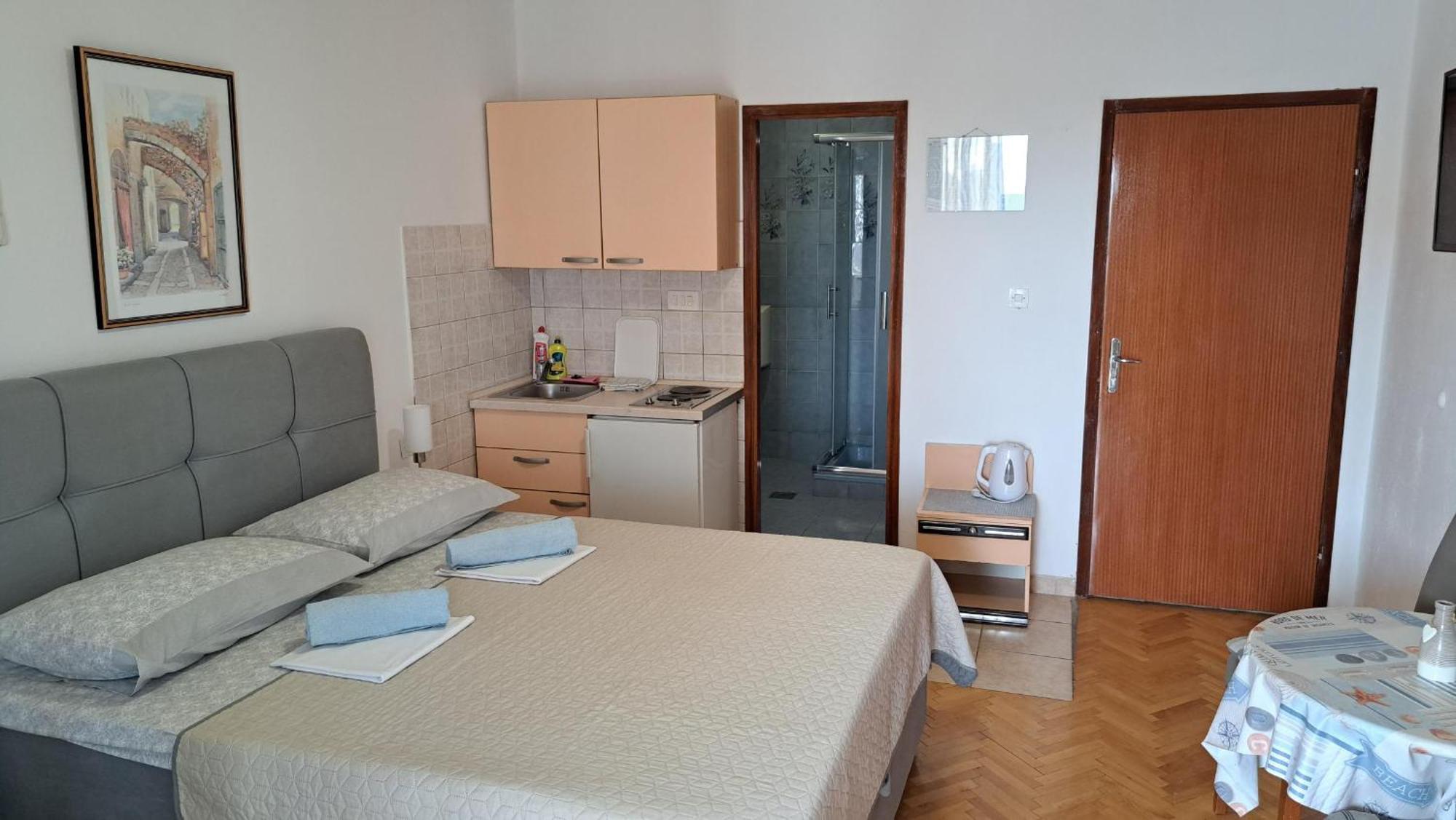 Apartmani R&B Radalj ماكارسكا المظهر الخارجي الصورة