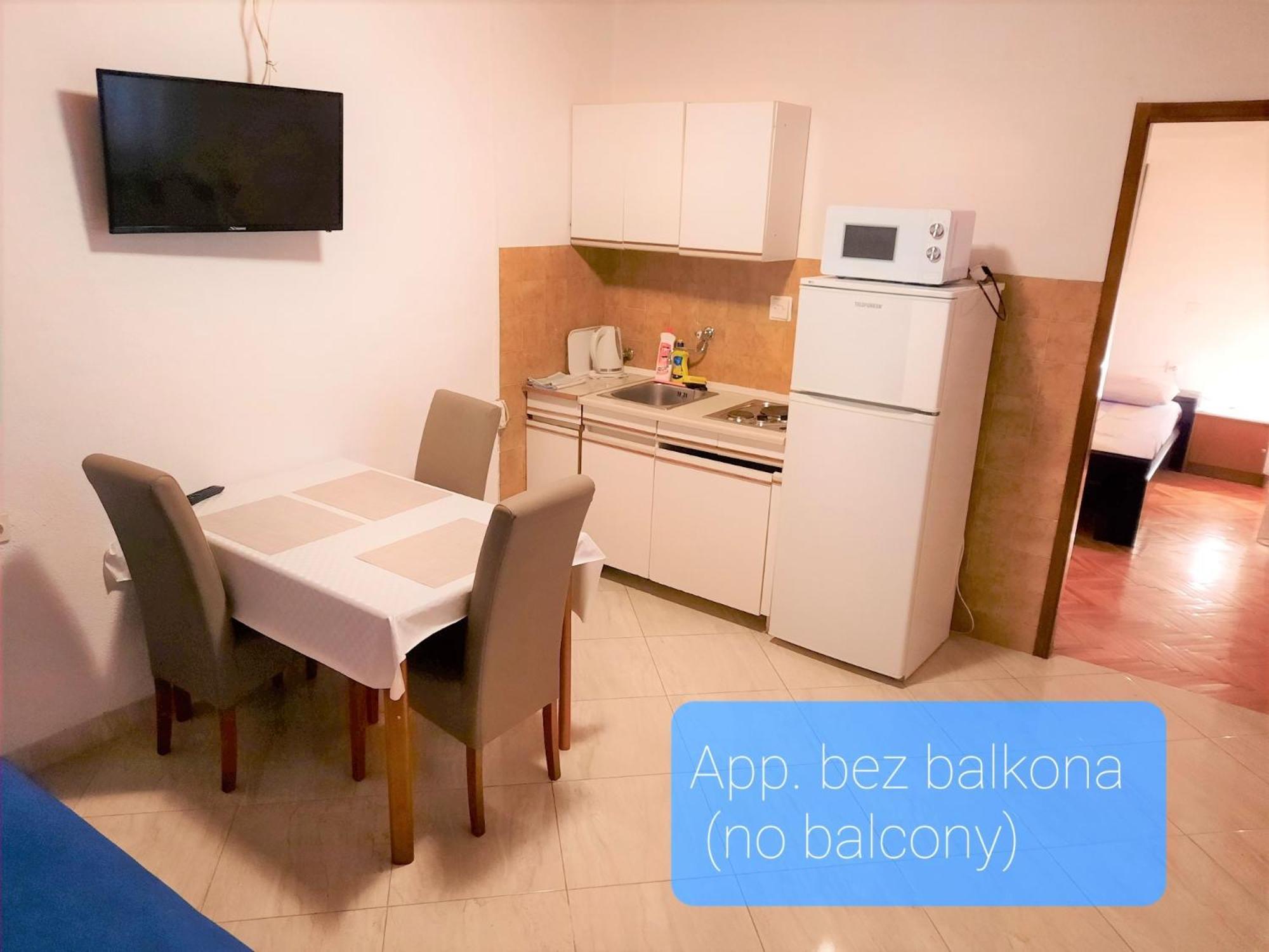 Apartmani R&B Radalj ماكارسكا المظهر الخارجي الصورة