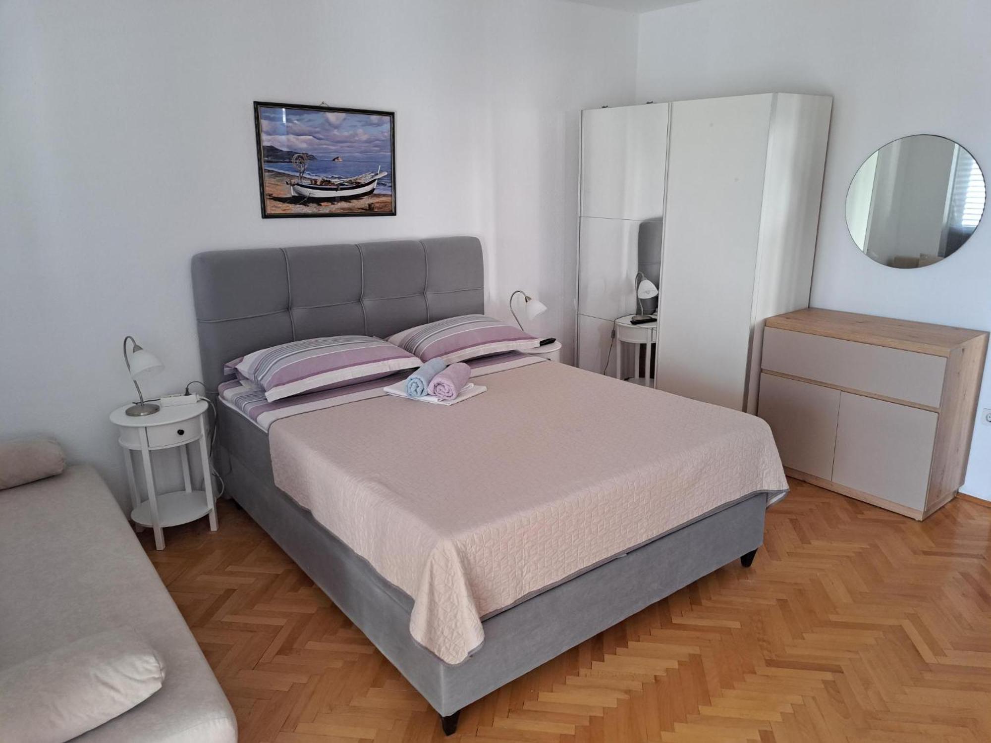 Apartmani R&B Radalj ماكارسكا الغرفة الصورة