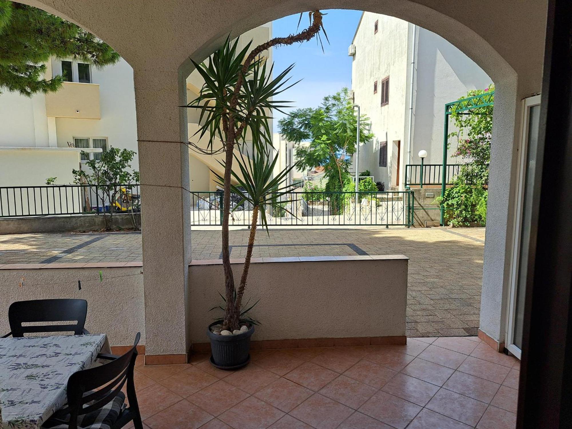 Apartmani R&B Radalj ماكارسكا المظهر الخارجي الصورة