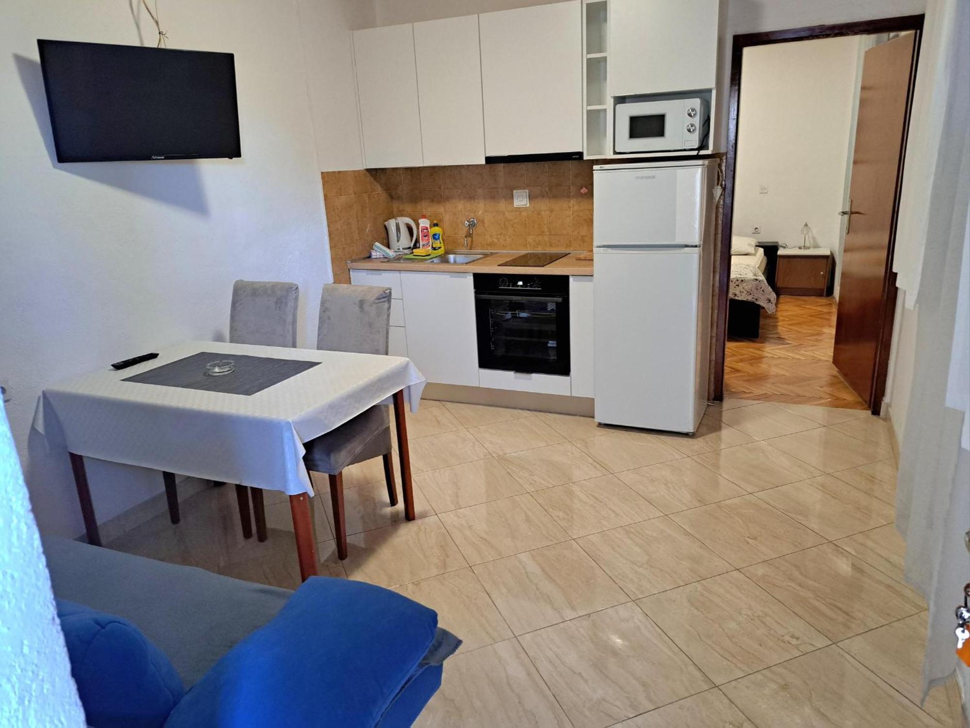 Apartmani R&B Radalj ماكارسكا المظهر الخارجي الصورة