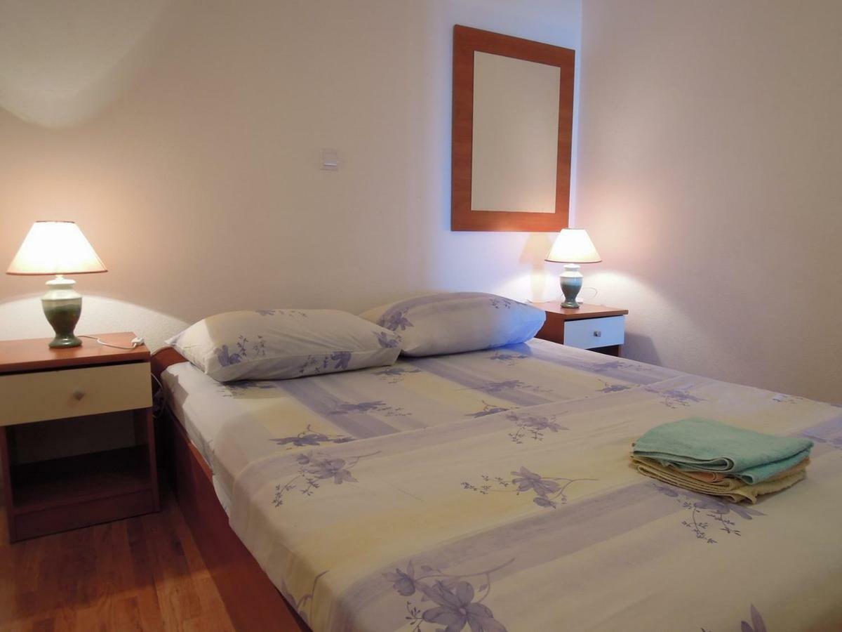 Apartmani R&B Radalj ماكارسكا المظهر الخارجي الصورة