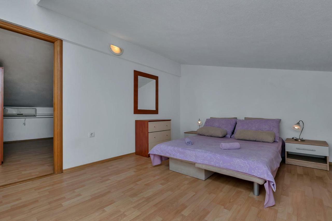 Apartmani R&B Radalj ماكارسكا المظهر الخارجي الصورة